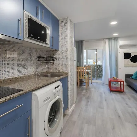 Charm Cozy Lovely Ac Wifi Apartment